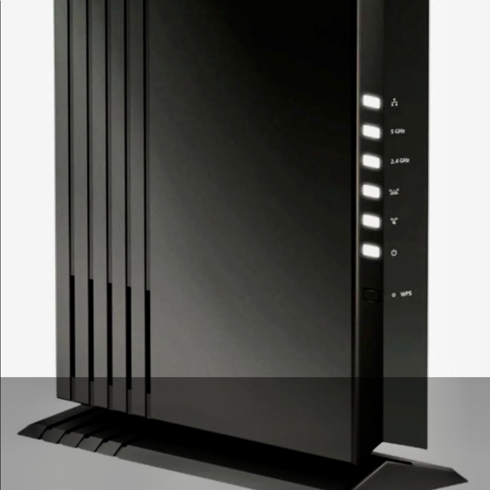 NETGEAR Dual-band WiFi 6 Mesh Extender--Like New